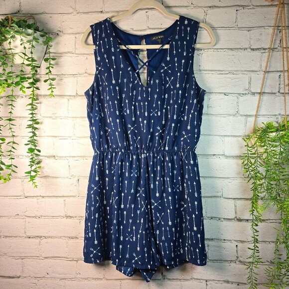 AS U WISH WOMENS SHORT ROMPER NAVY WITH WHITE ARROWS SIZE LARGE EUC - Picture 1 of 6